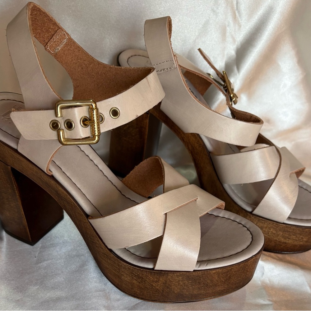 Elegant Cream / Nude Colour Platform Sandals